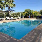 Villa Yanii Siin