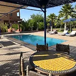Villa Yanii Siin