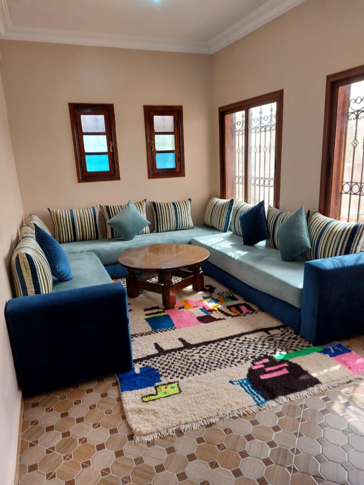 Villa Yanii Siin *